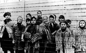 Auschwitz1_1545294c