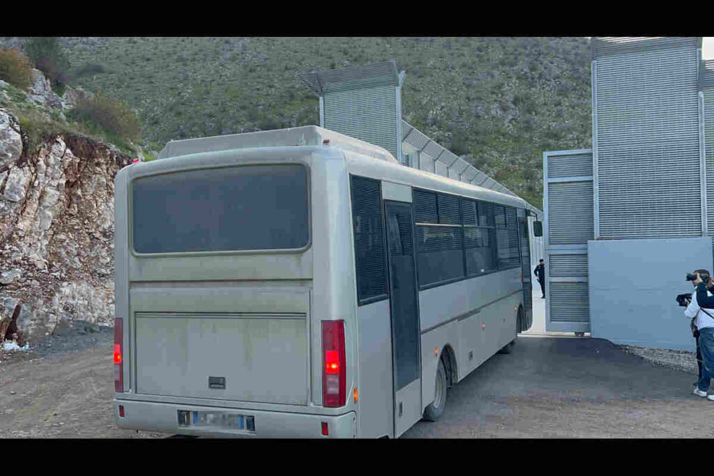 Migranti Cpr Albania