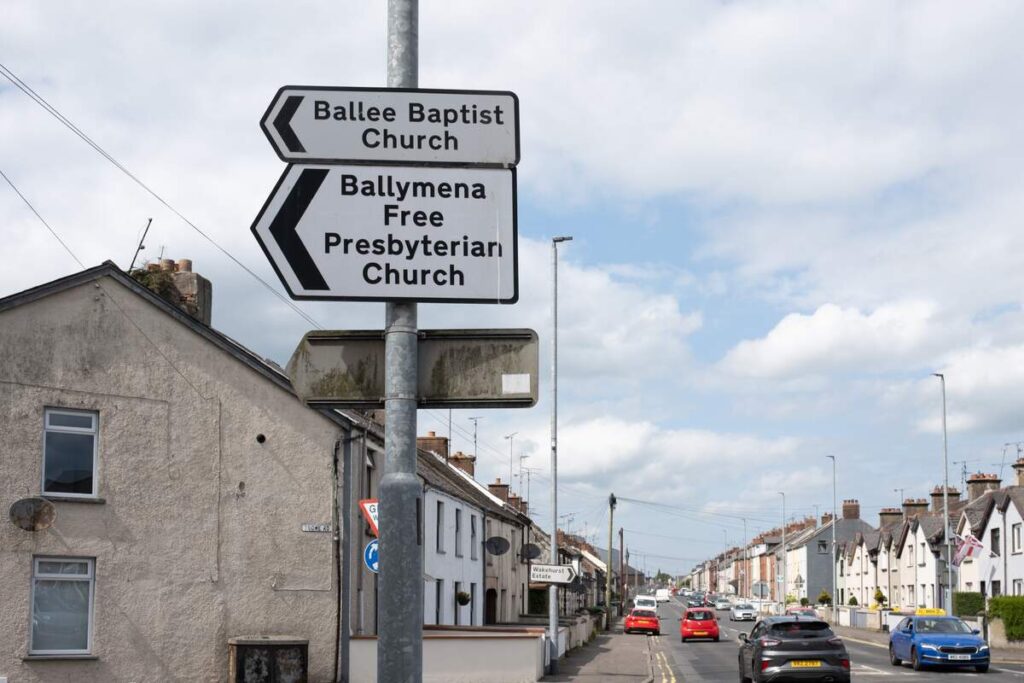 Scontri anti migranti Ballymena