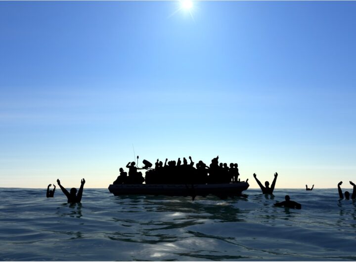 Migranti su un gommone