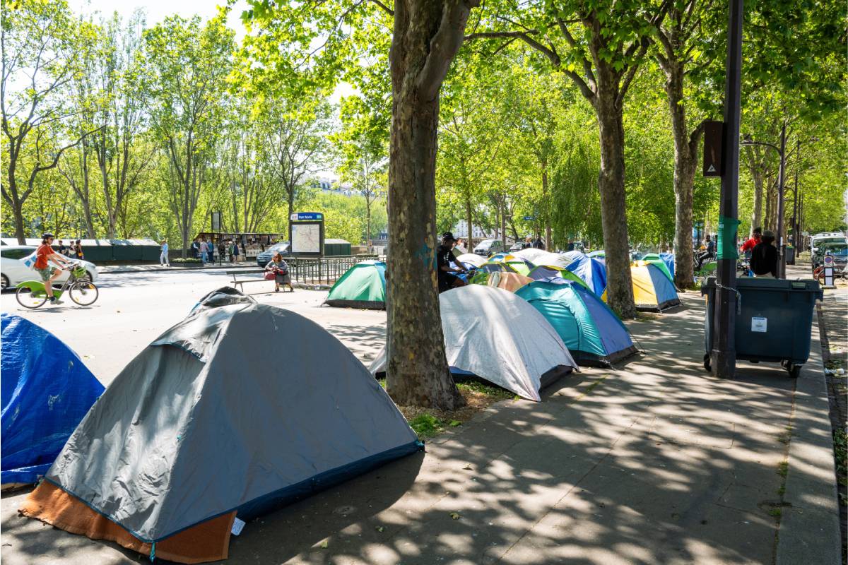 Migranti Parigi